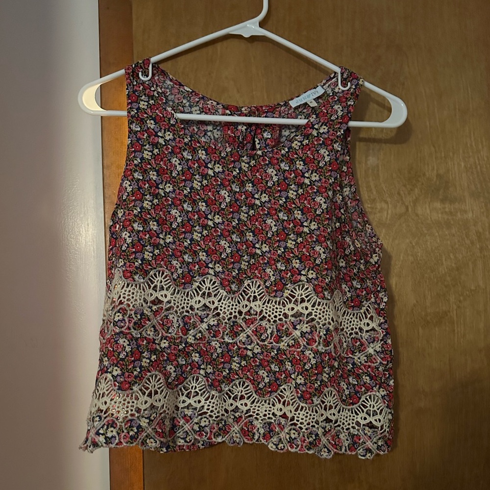 June & Ivy floral lace tank top